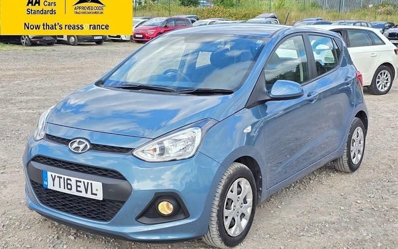 Blue Used 2016 Hyundai i10 SE Hatchback | £8,188 (Fair price) - Image 1/4