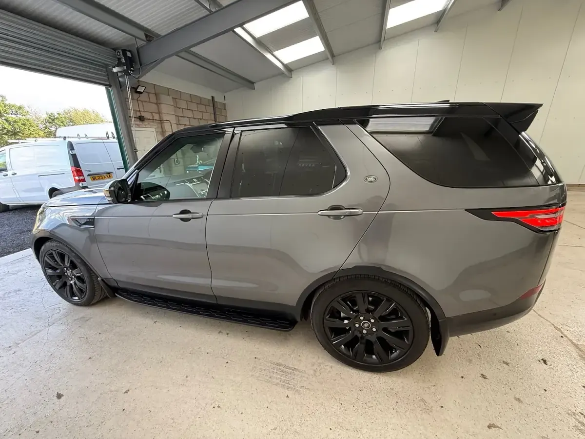 Used Land Rover Discovery HSE 2018 Grey SUV