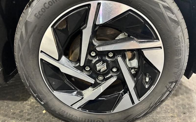 Used Suzuki Vitara 116 HP (85 kW) 2025 Grey SUV