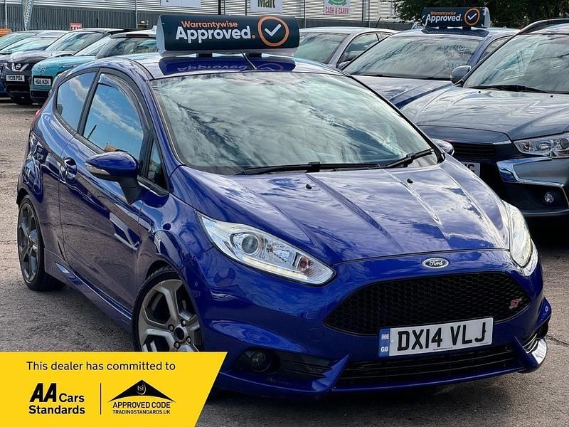 Blue Used 2014 Ford Fiesta ST Hatchback | £4,975 (Fair price) - Image 1/3