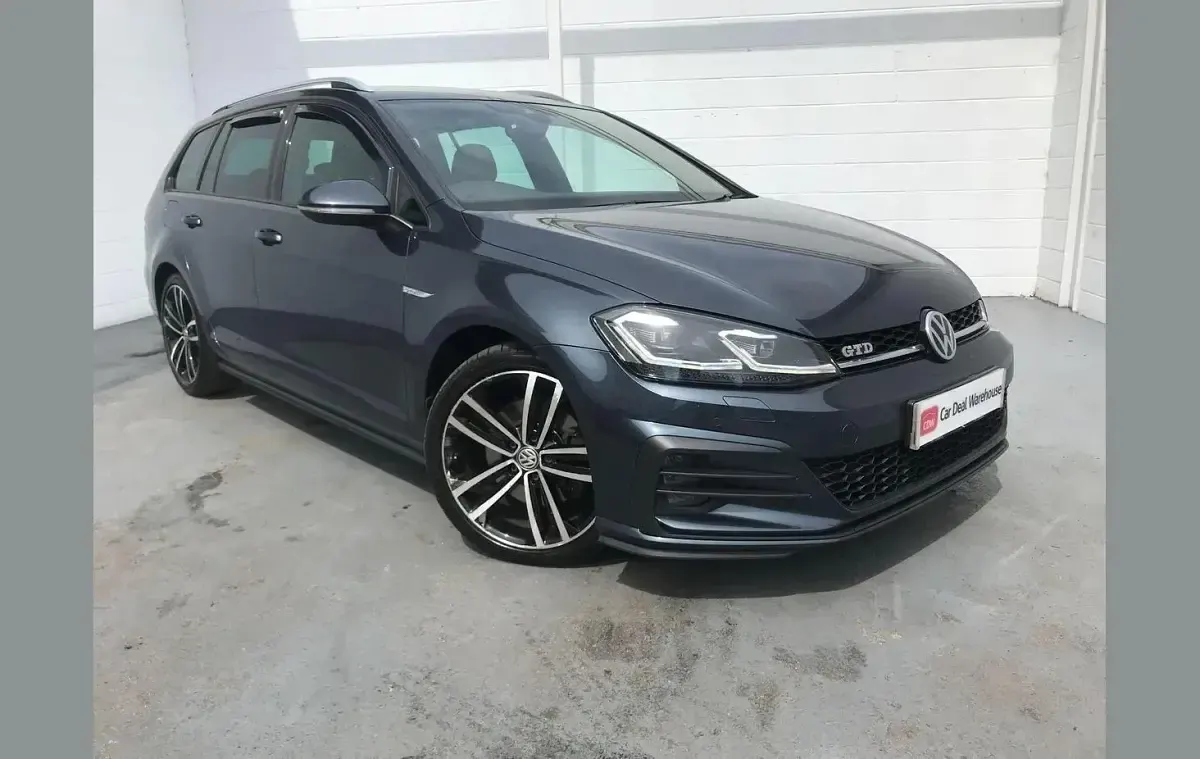 Used VW Golf VII GTD 180 HP (132 kW) 2019 Blue Estate