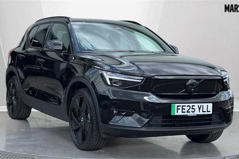 Metallic onyx black Used 2025 Volvo EX40 Ultra SUV | £46,340 - Image 1/4