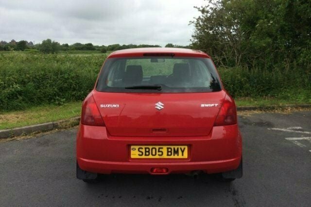 Used Suzuki Swift 2005 Hatchback
