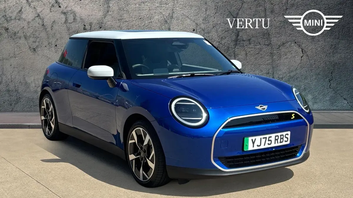 Used Mini Cooper Exclusive 160 kW (218 HP) 2026 Hatchback