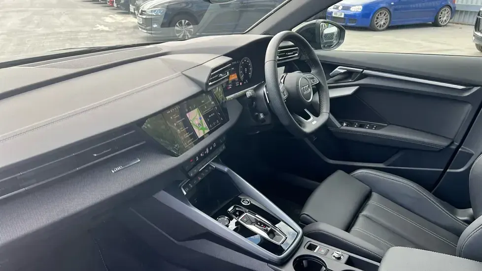Used Audi A3 e-tron Black Edition 204 HP (150 kW) 2026 Blue Hatchback