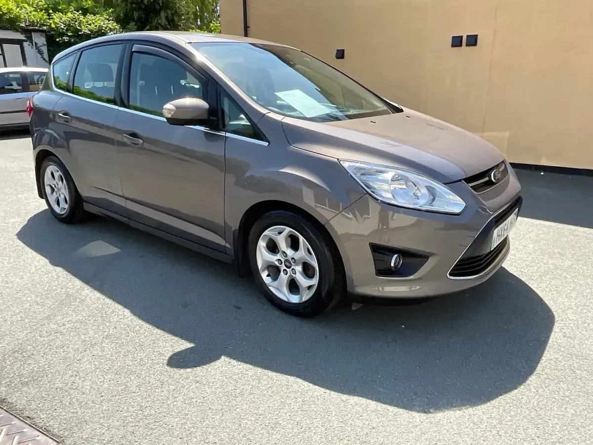 Used Ford C-MAX Zetec 2014 Brown MPV