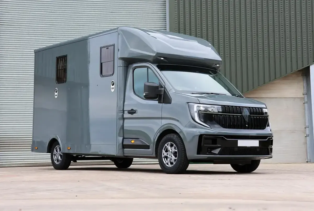 New Renault Master 2025 Grey MPV