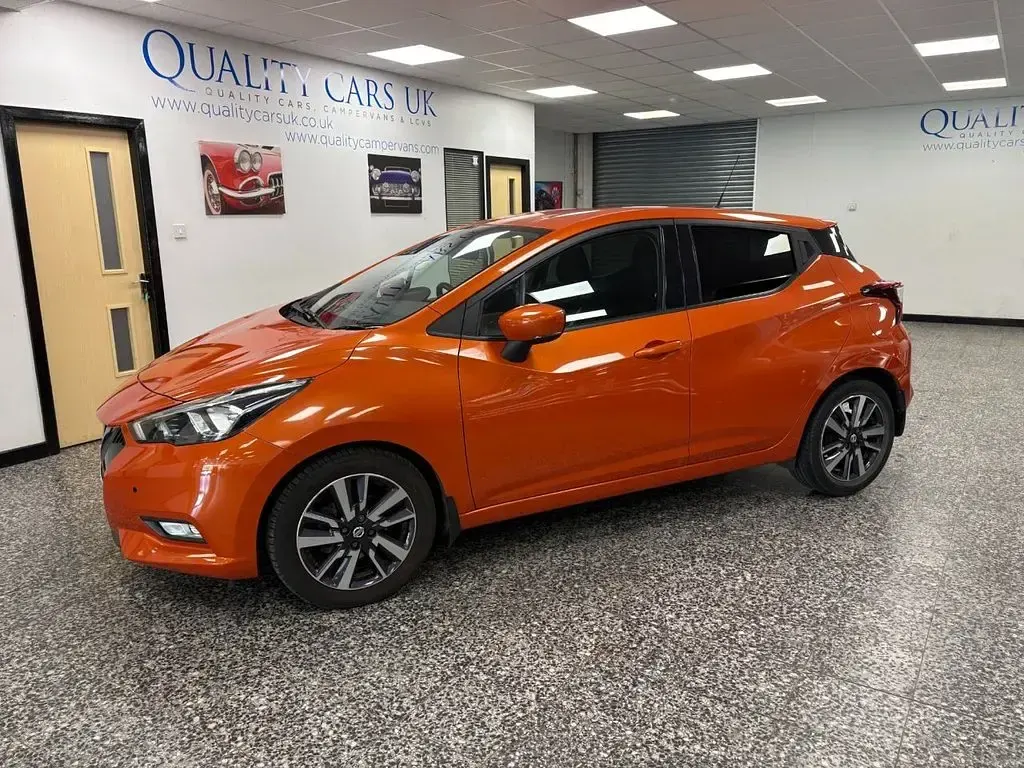 Used Nissan Micra N-Connecta 90 HP (66 kW) 2018 Orange Hatchback