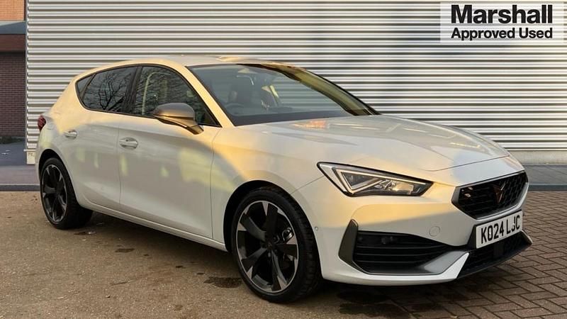 Glacial white Used 2024 Cupra Leon Hatchback | £20,090 (Fair price) - Image 1/4