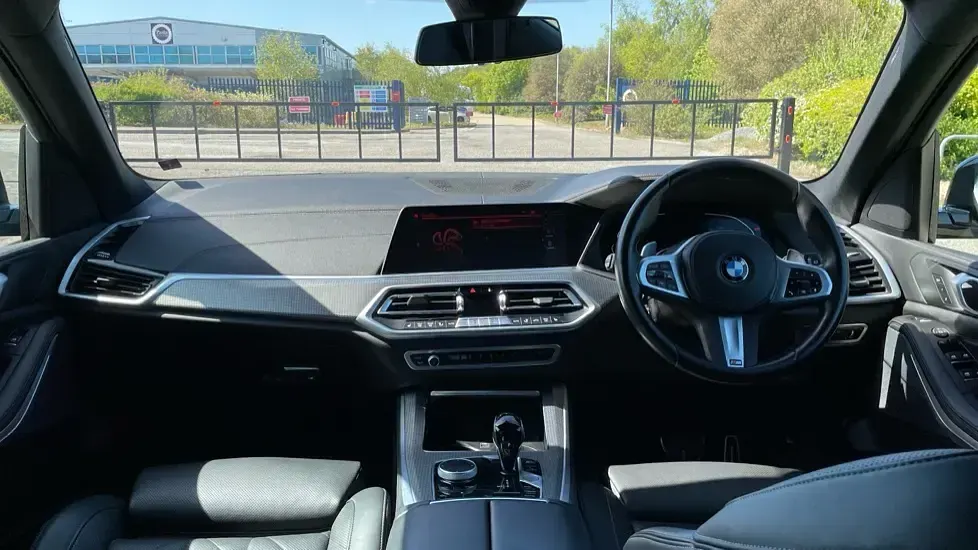 Begagnad BMW X5 M Sport 282 HK (207 kW) 2023 Svart SUV