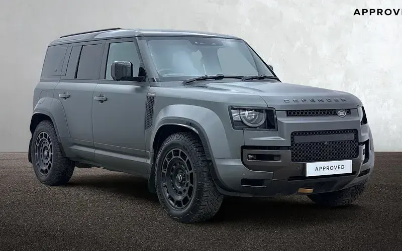 Used Land Rover Defender 635 HP (467 kW) 2025 SUV
