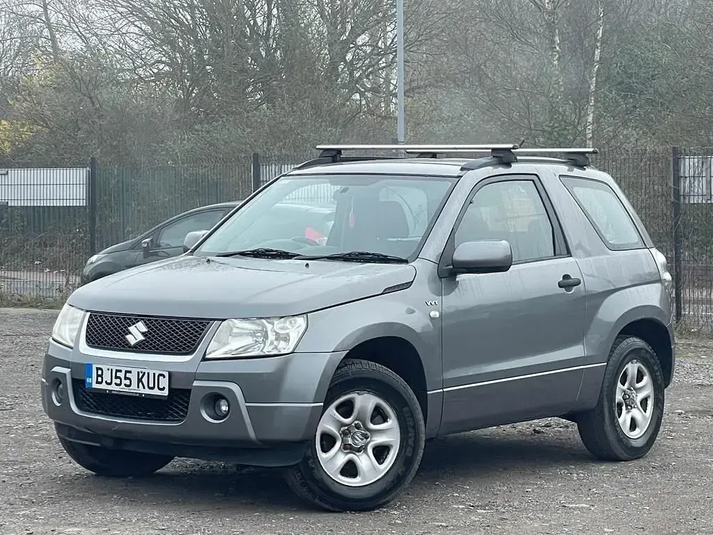 Używany Suzuki Grand Vitara 2005 Szary Kombi
