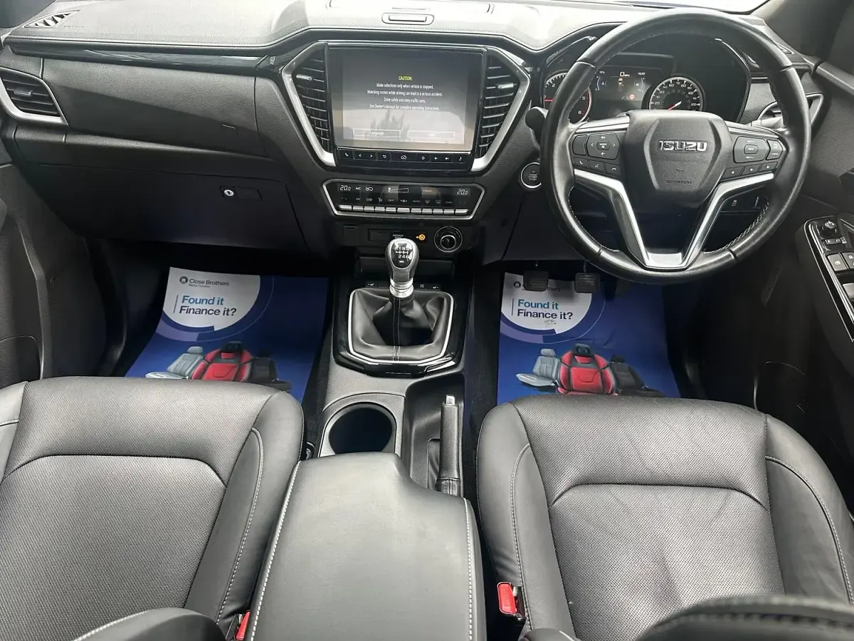 Used Isuzu D-Max 163 HP (119 kW) 2021 Blue Pickup