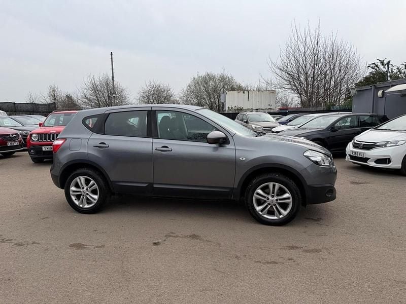 Used Nissan Qashqai Acenta 141 HP (103 kW) 2011 Grey SUV