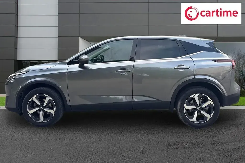 Used Nissan Qashqai N-Connecta 140 HP (102 kW) 2022 Grey SUV