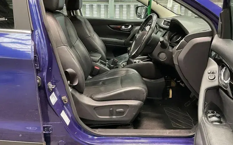 Used Nissan Qashqai Tekna 131 HP (96 kW) 2016 Blue SUV