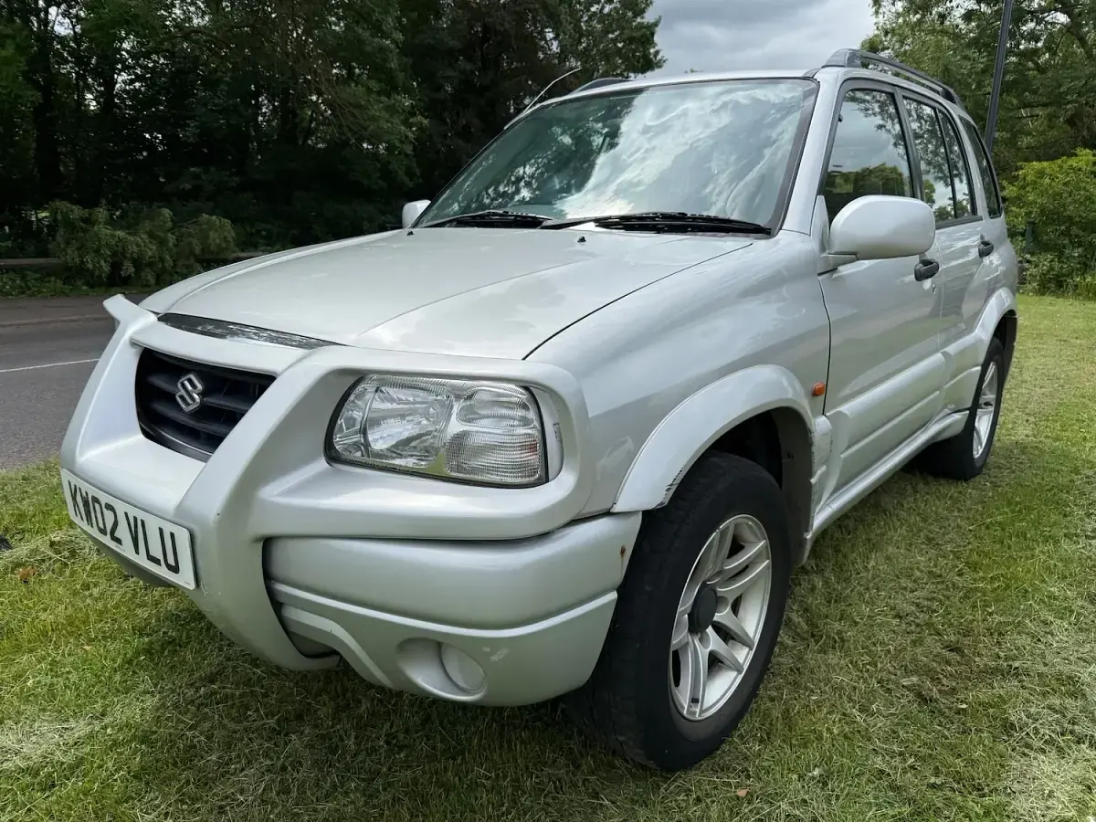 Used Suzuki Grand Vitara 128 HP (94 kW) 2002 Silver Estate