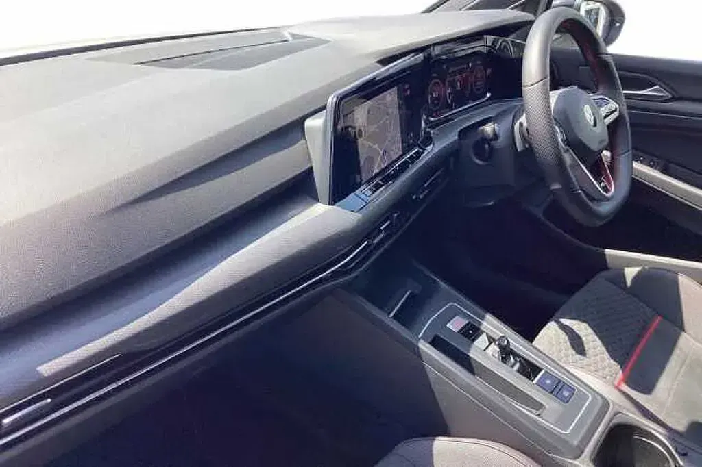 Used VW Golf VIII GTI Clubsport 300 HP (220 kW) 2022 White Hatchback