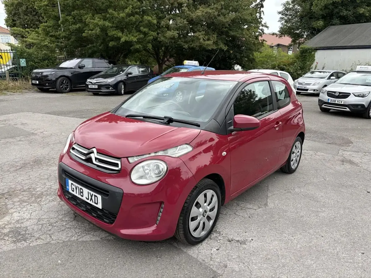 Used Citroën C1 Feel 68 HP (50 kW) 2018 Red Hatchback
