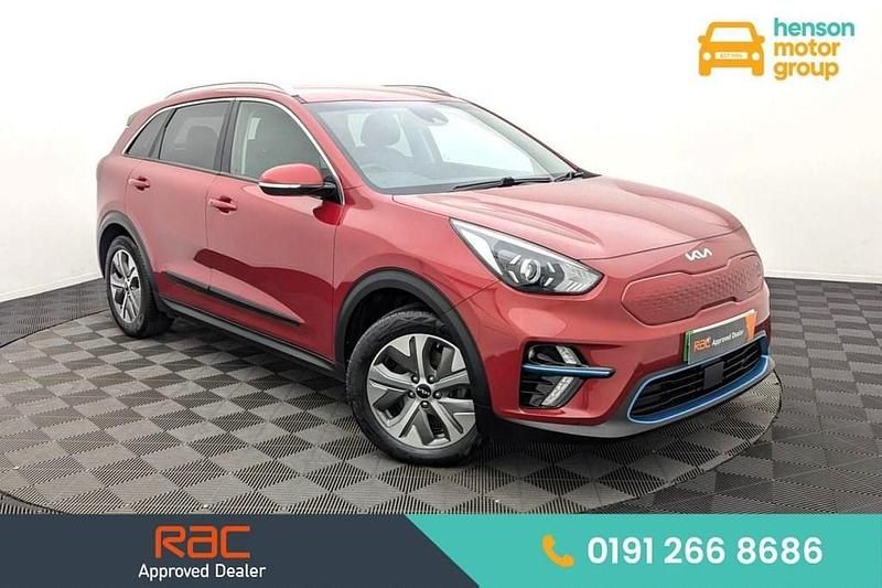 Red Used 2021 Kia Niro SUV | £9,999 (Good price) - Image 1/3
