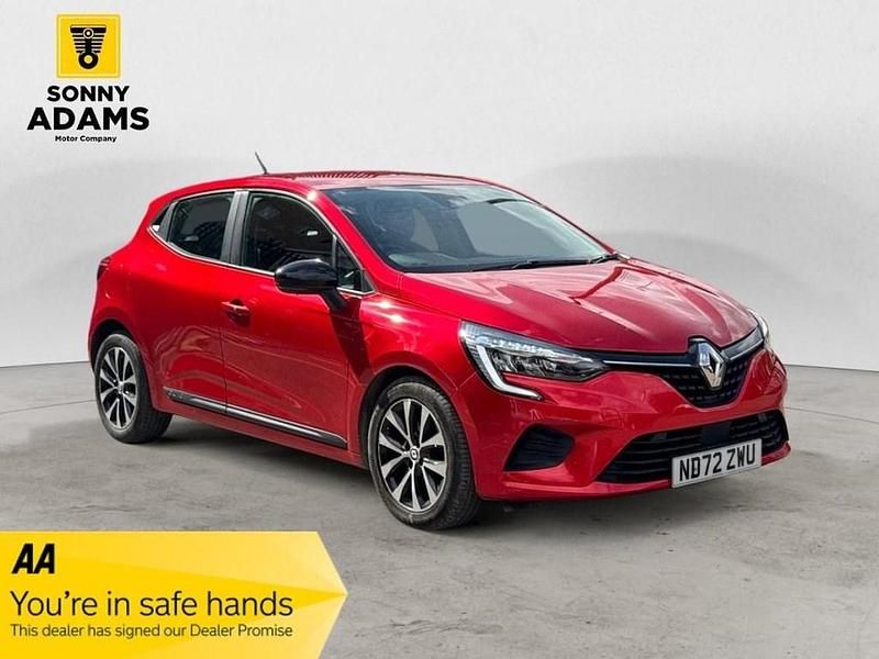 Used Renault Clio V Evolution 90 HP (66 kW) 2023 Red Hatchback