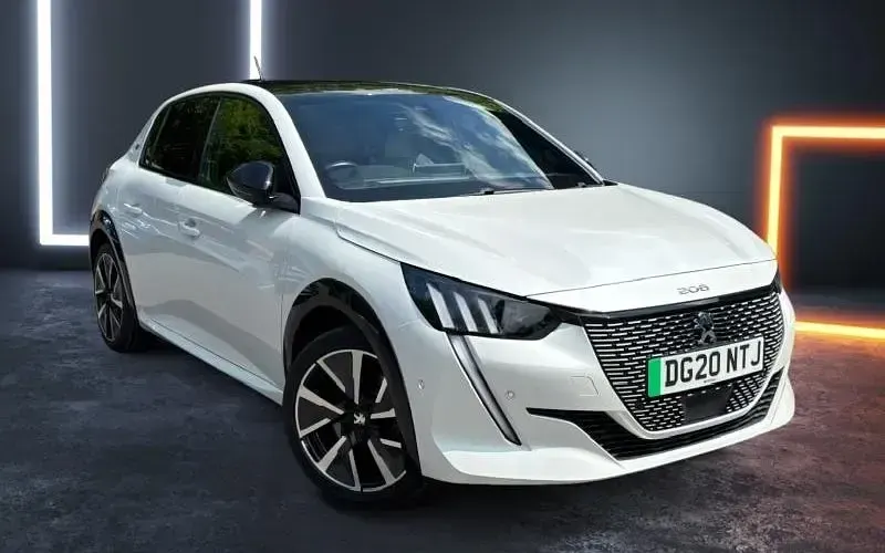 Second-hand Peugeot e-208 GTi 100 kW (136 CP) 2023 Hatchback