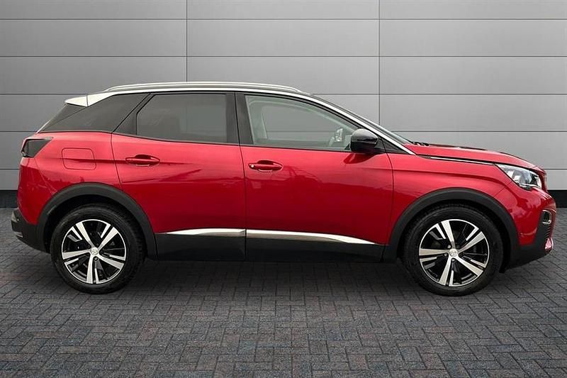 Used Peugeot 3008 Allure 131 HP (96 kW) 2019 Red SUV