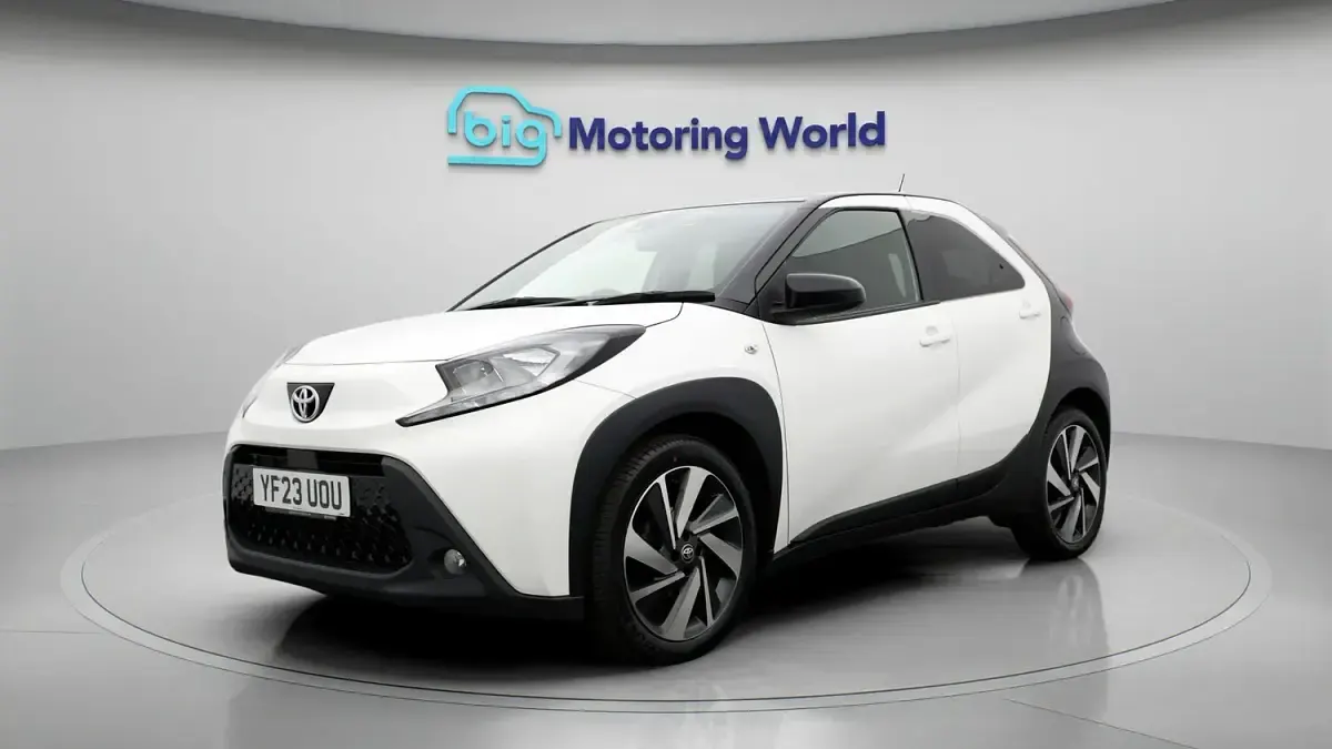 Used Toyota Aygo X 72 HP (52 kW) 2023 White SUV