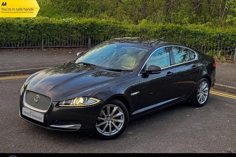 Used Jaguar XF Premium Luxury 200 HP (147 kW) 2013 Sedan