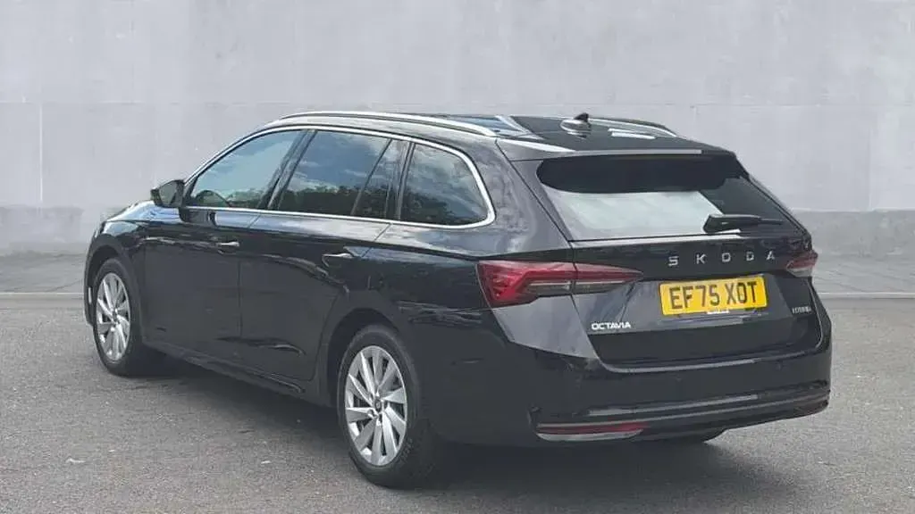Used Skoda Octavia SE L 150 HP (110 kW) 2026 Black Estate