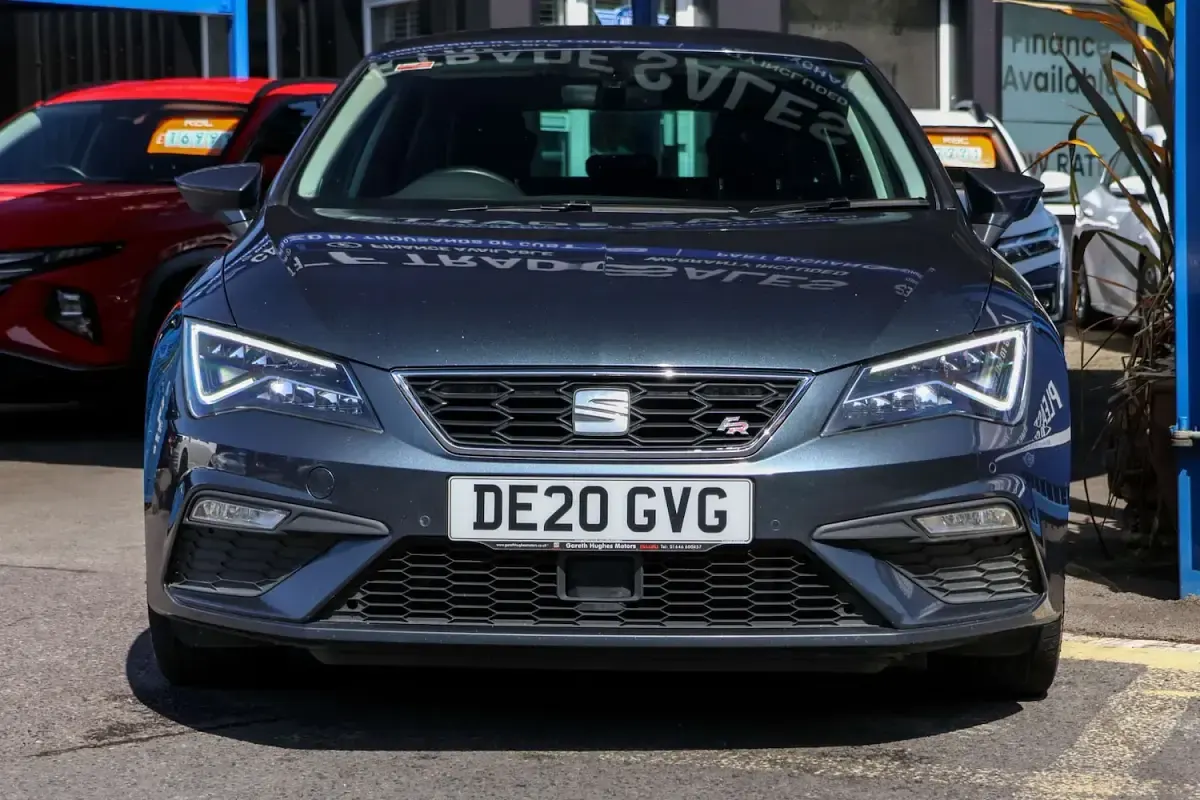 Used Seat Leon FR 150 HP (110 kW) 2020 Grey Hatchback