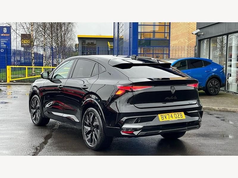 Used Renault Rafale Techno Esprit Alpine 300 HP (220 kW) 2024 Additional metallic  diamond black  SUV