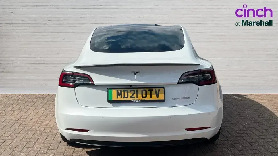 Used Tesla Model 3 Performance 461 kW (627 HP) 2021 White Sedan