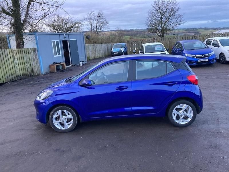 Used Hyundai i10 SE 2021 Blue Hatchback