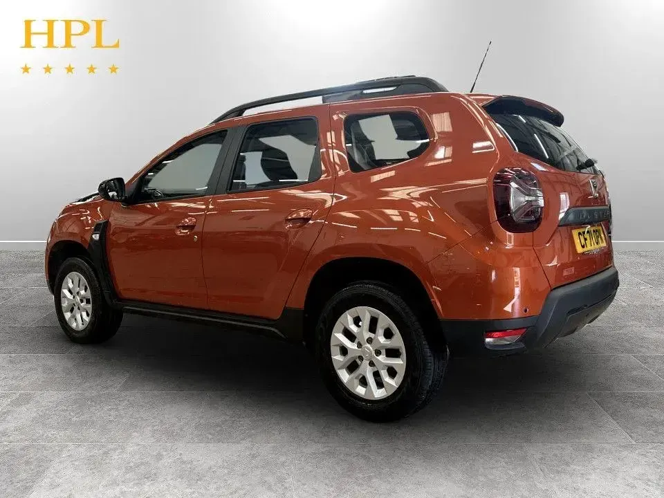 Used Dacia Duster Comfort 90 HP (66 kW) 2021 Orange SUV