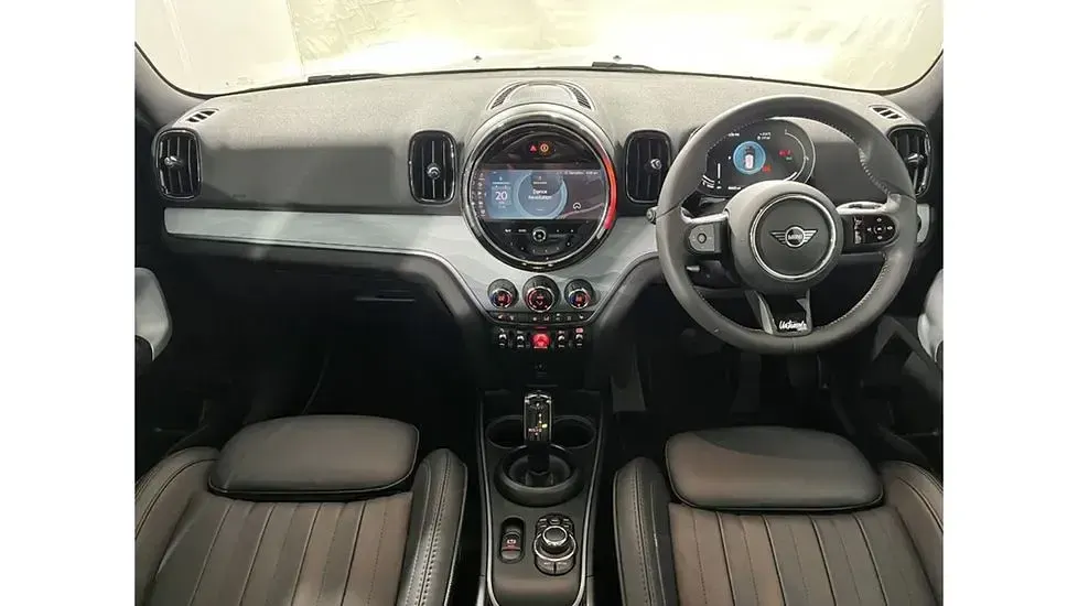 Used Mini Cooper Countryman Untamed Edition 134 HP (98 kW) 2023 Grey SUV