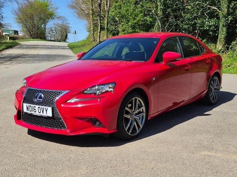 Used Lexus IS300h Sport Line 223 HP (164 kW) 2016 Red Sedan
