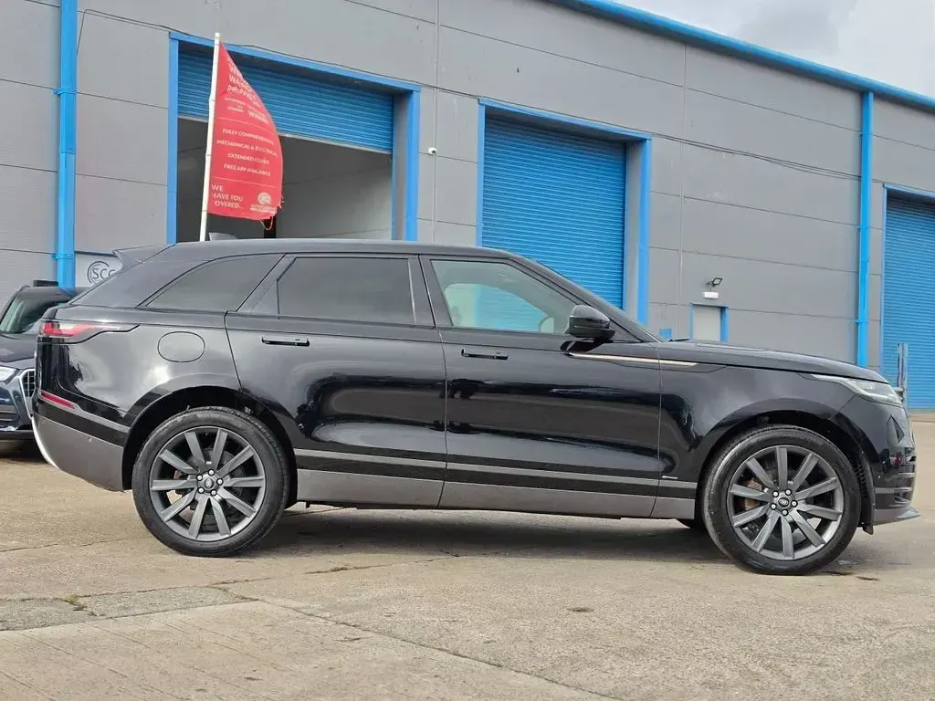 Used Land Rover Range Rover Velar HSE Dynamic 250 HP (183 kW) 2019 Black SUV