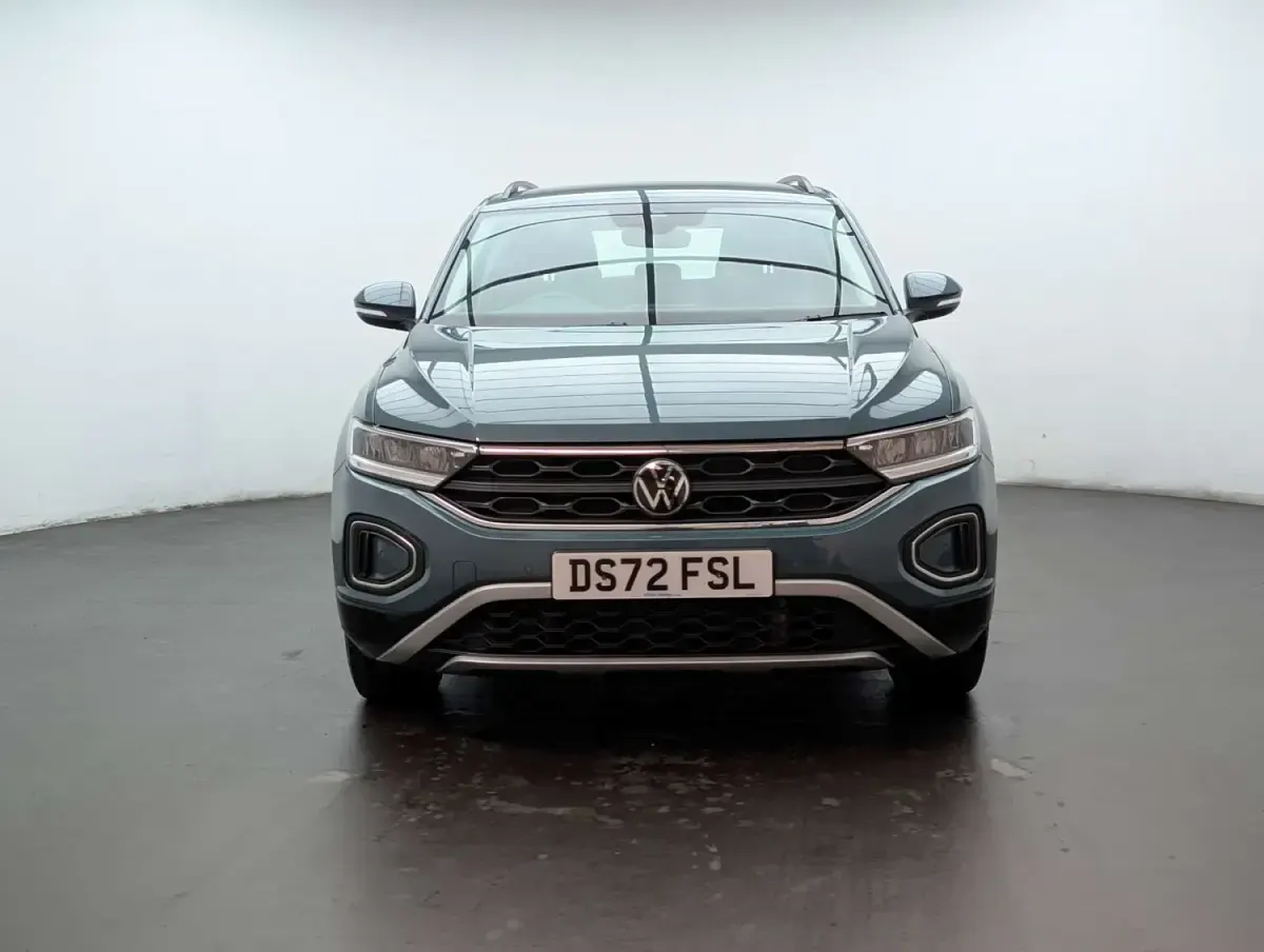 Usado VW T-Roc Life 150 CV (110 kW) 2022 Azul SUV