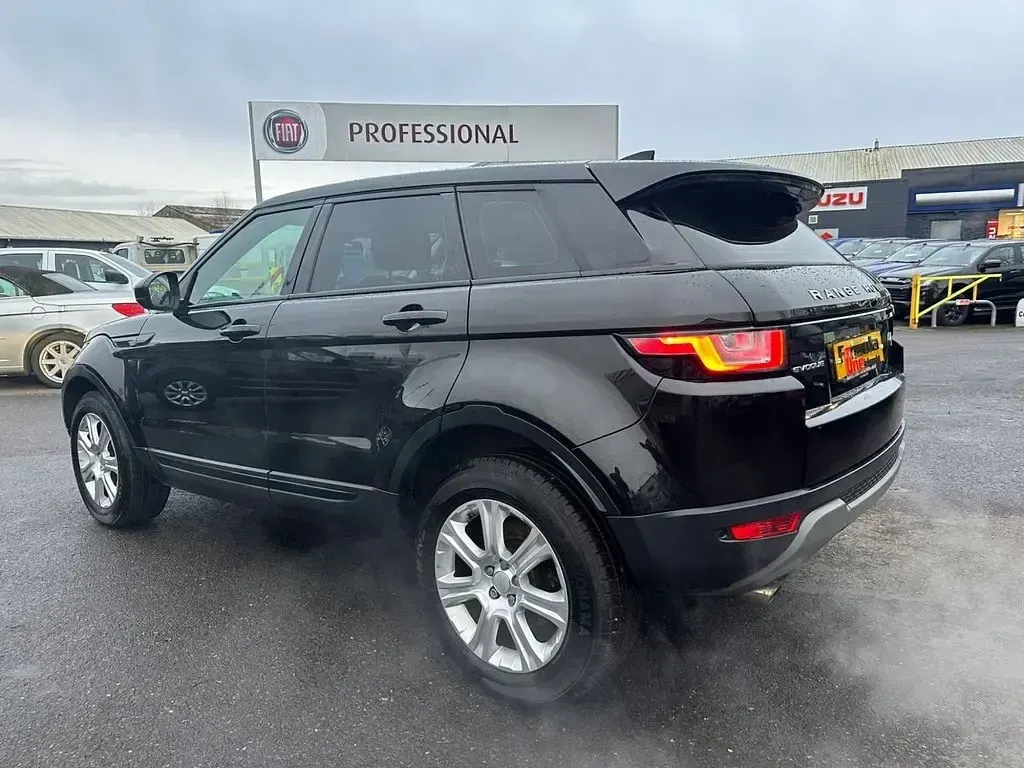 Used Land Rover Range Rover evoque SE 180 HP (132 kW) 2016 Black SUV