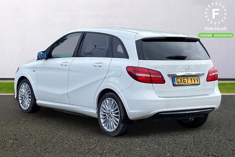 Used Mercedes B250e Electric Art 131 kW (179 HP) 2017 White MPV