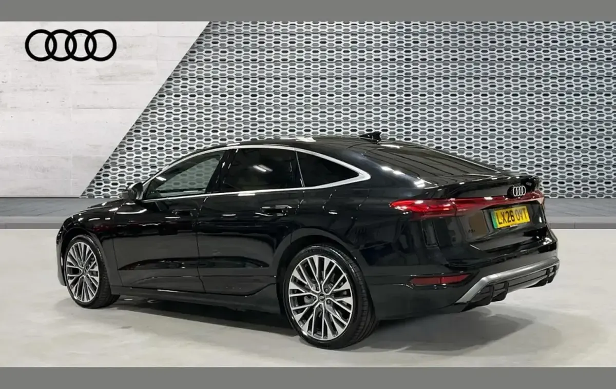 New Audi A6 e-tron S-Line 269 kW (367 HP) 2026 Black Hatchback