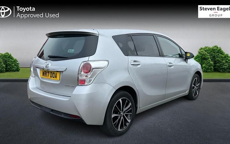 Used Toyota Verso Design 147 HP (108 kW) 2017 MPV