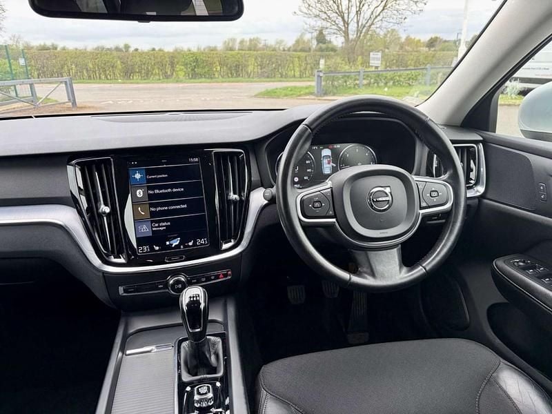 Used Volvo V60 Momentum 2018 Silver Estate