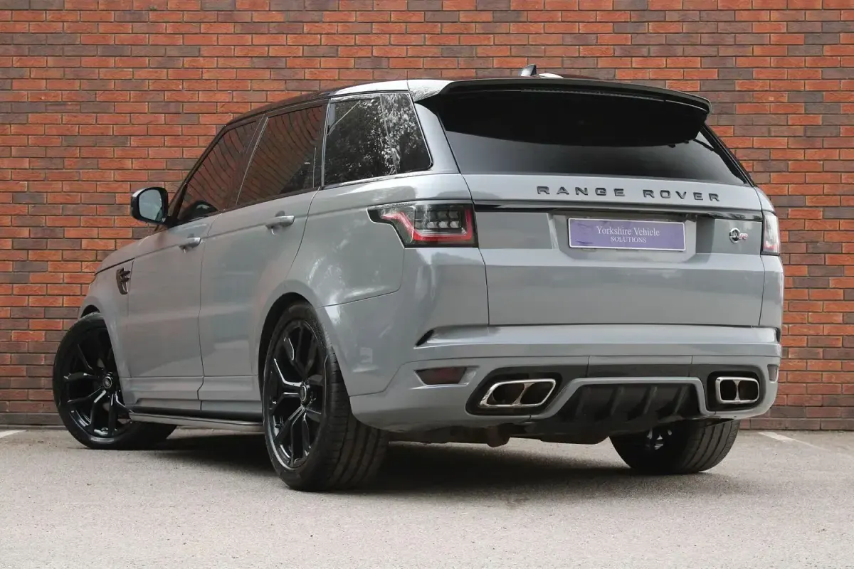 Used Land Rover Range Rover Sport SVR 575 HP (422 kW) 2019 Silver SUV