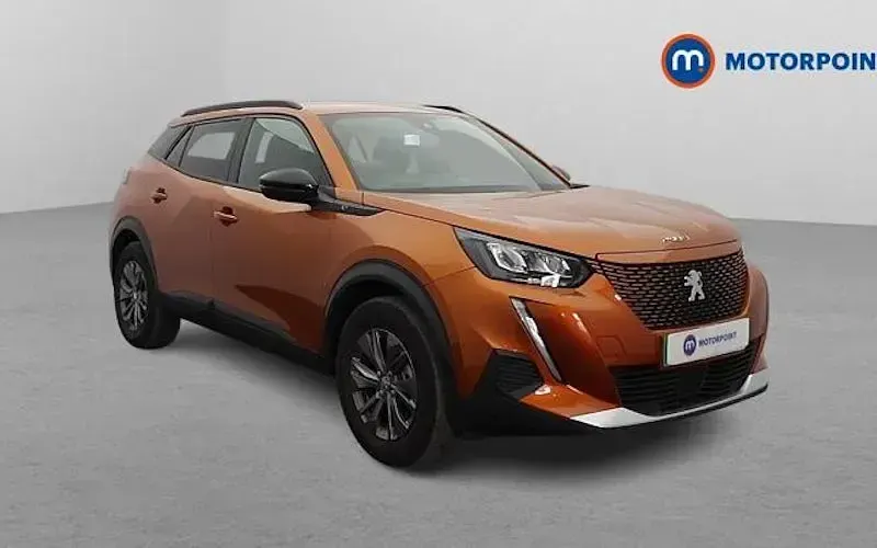 Used Peugeot e-2008 Active+ 100 kW (136 HP) 2023 SUV