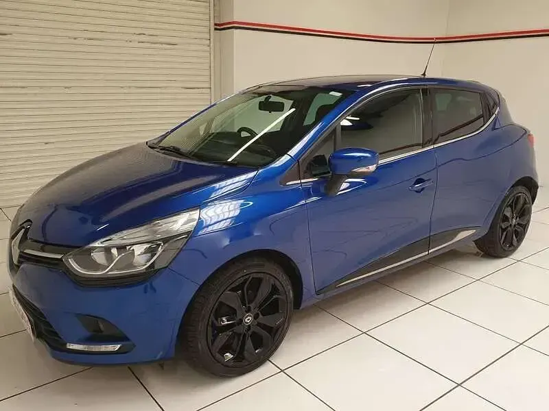 Used Renault Clio IV Iconic 2019 Blue Hatchback