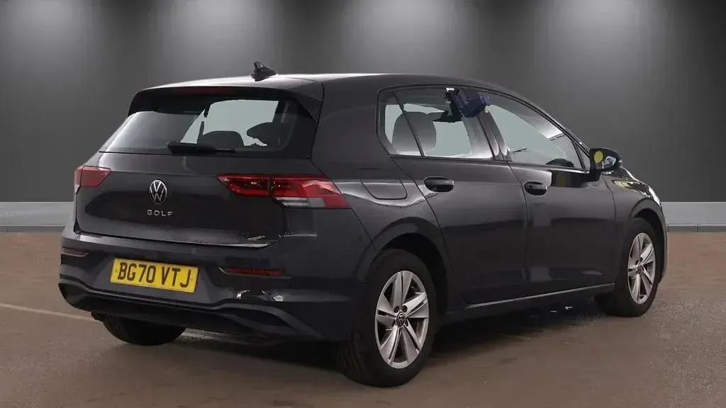 Used VW Golf VII Life 130 HP (95 kW) 2021 Grey Hatchback
