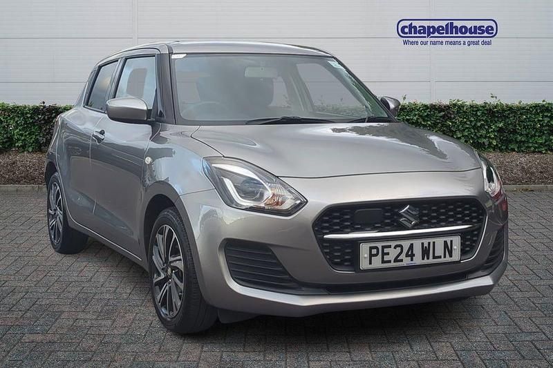 Used 2024 Suzuki Swift SZ-L Hatchback | £13,490 (Fair price) - Image 1/4