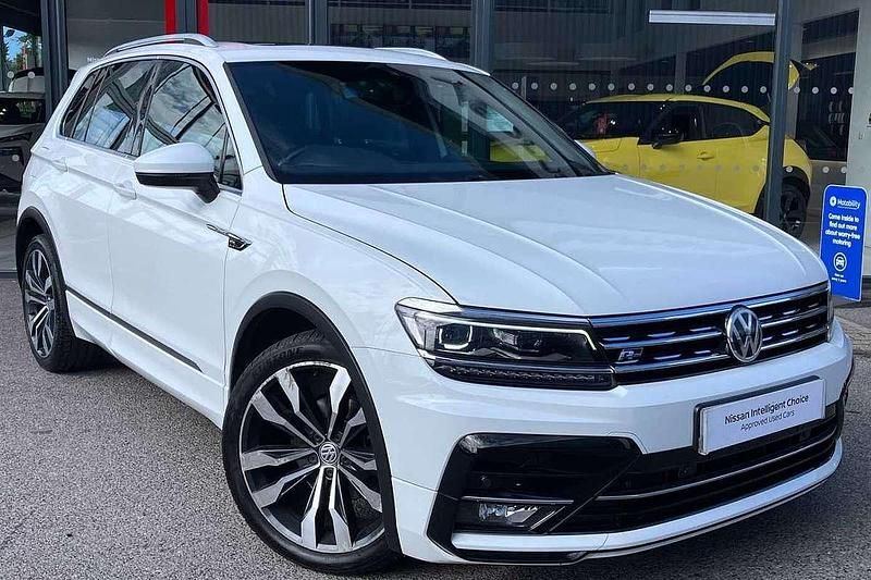 White Used 2018 VW Tiguan R-line SUV | £19,990 (Fair price) - Image 1/4